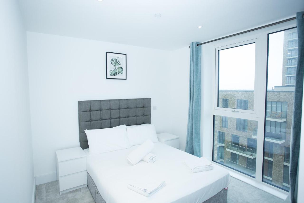 High View Two Bedroom Apartment In Woolwich 런던 외부 사진