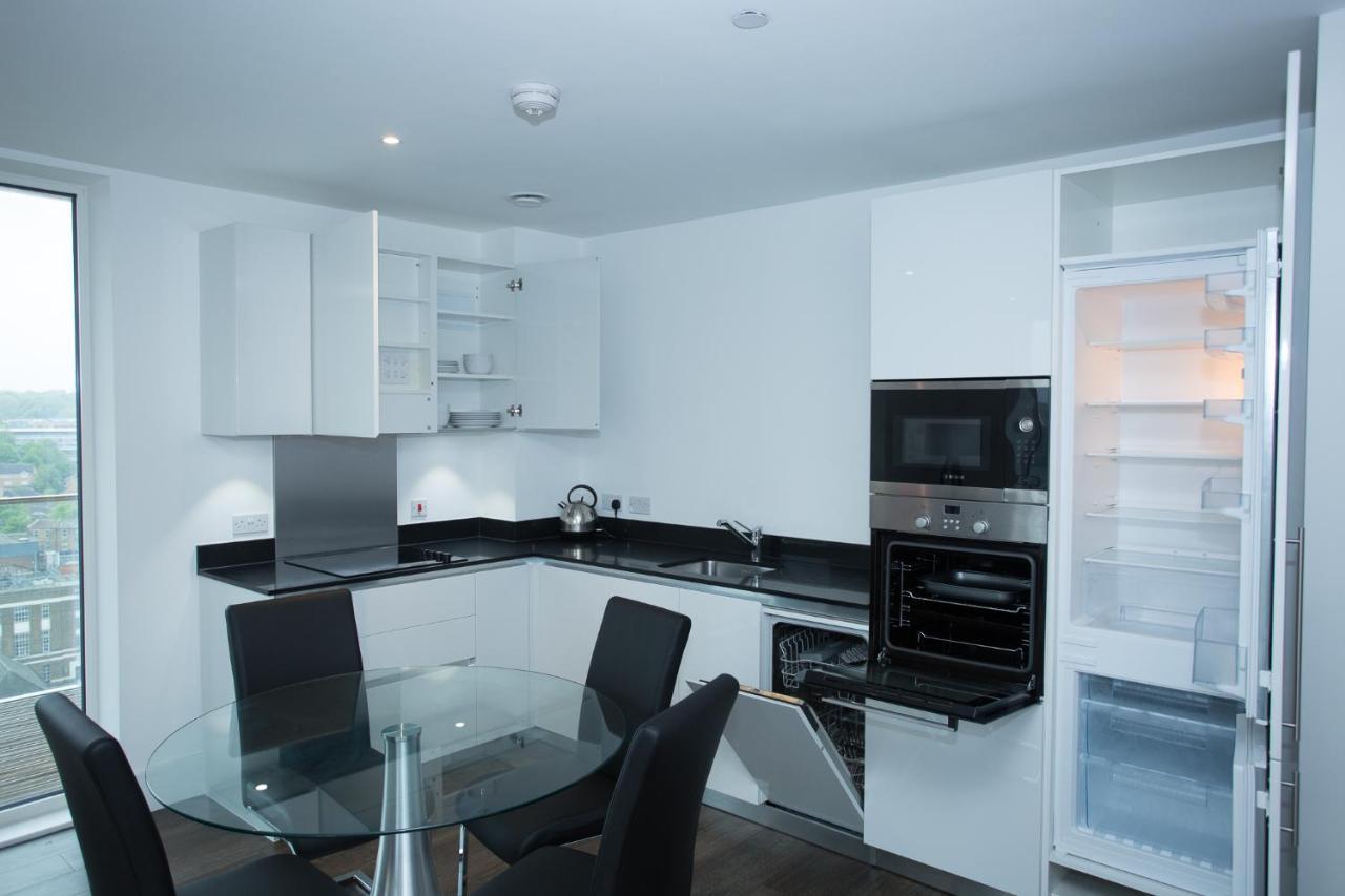 High View Two Bedroom Apartment In Woolwich 런던 외부 사진