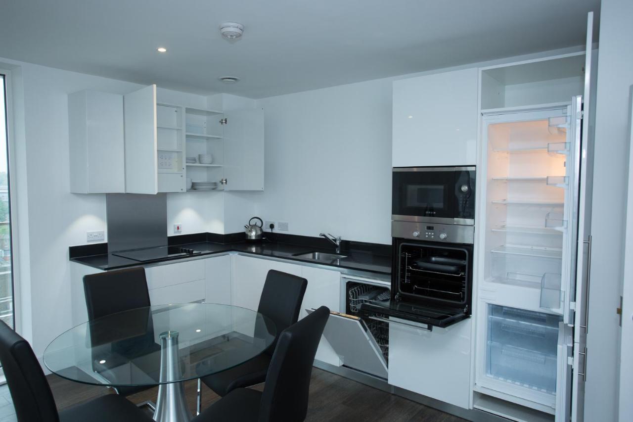 High View Two Bedroom Apartment In Woolwich 런던 외부 사진