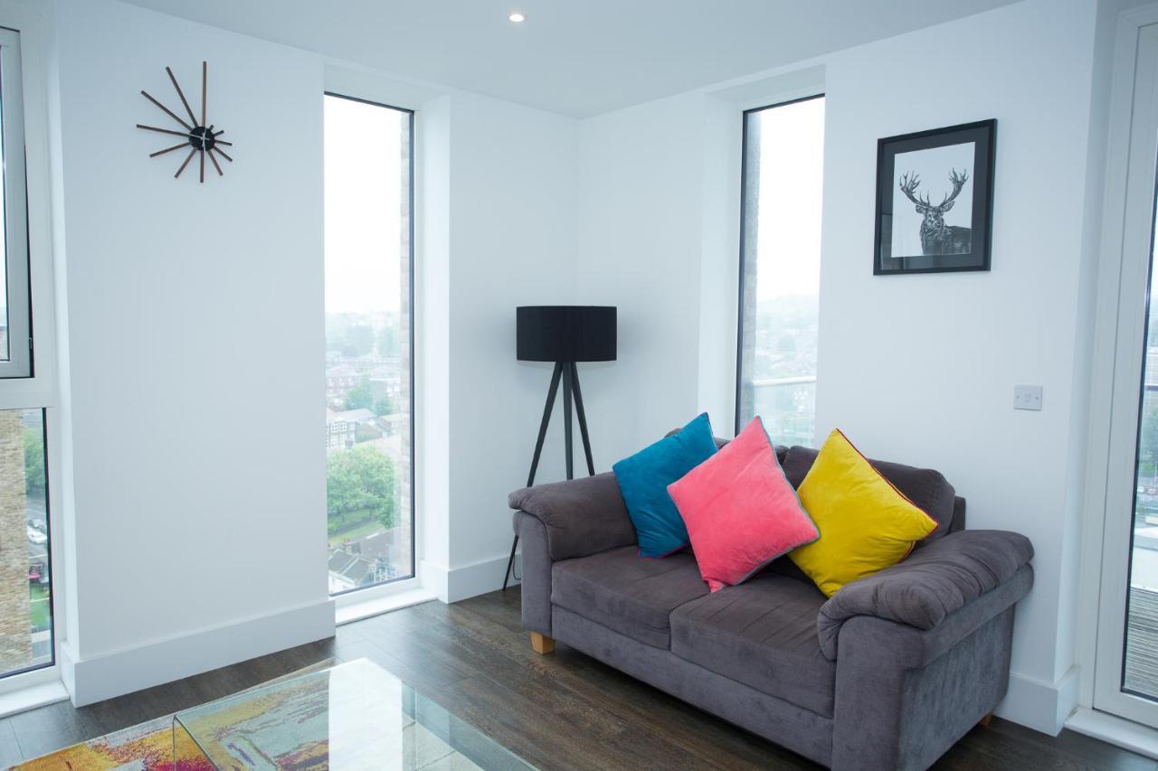 High View Two Bedroom Apartment In Woolwich 런던 외부 사진
