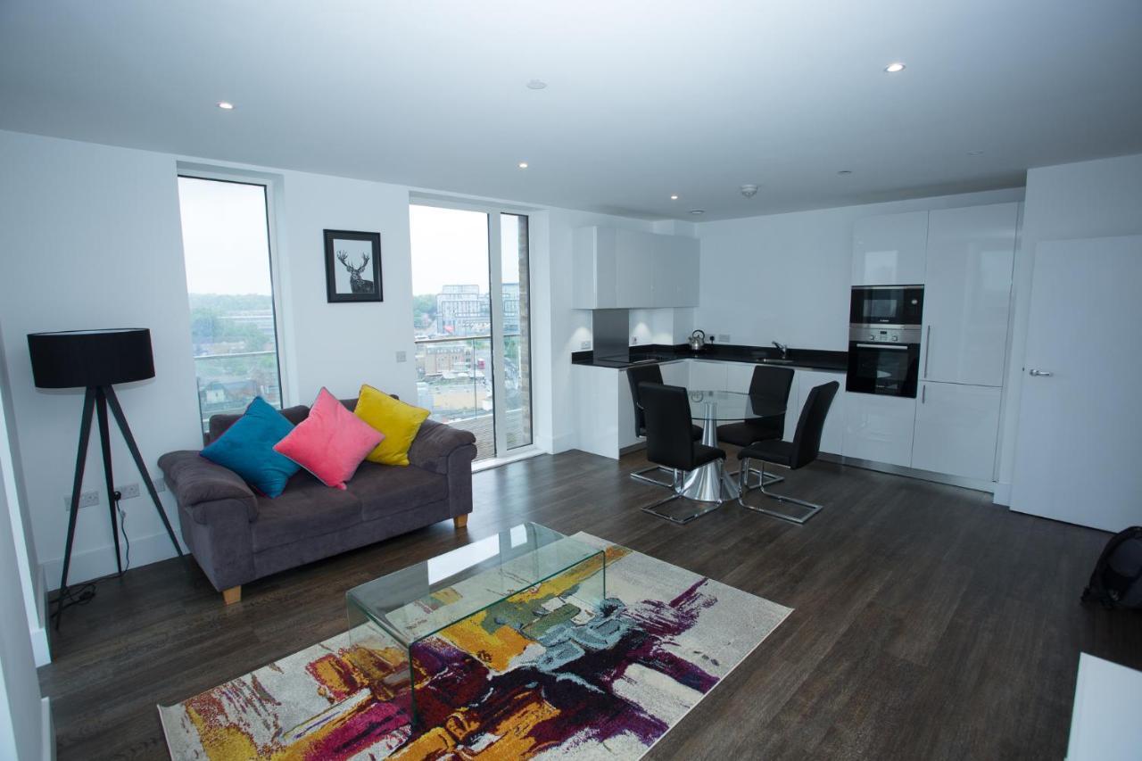 High View Two Bedroom Apartment In Woolwich 런던 외부 사진