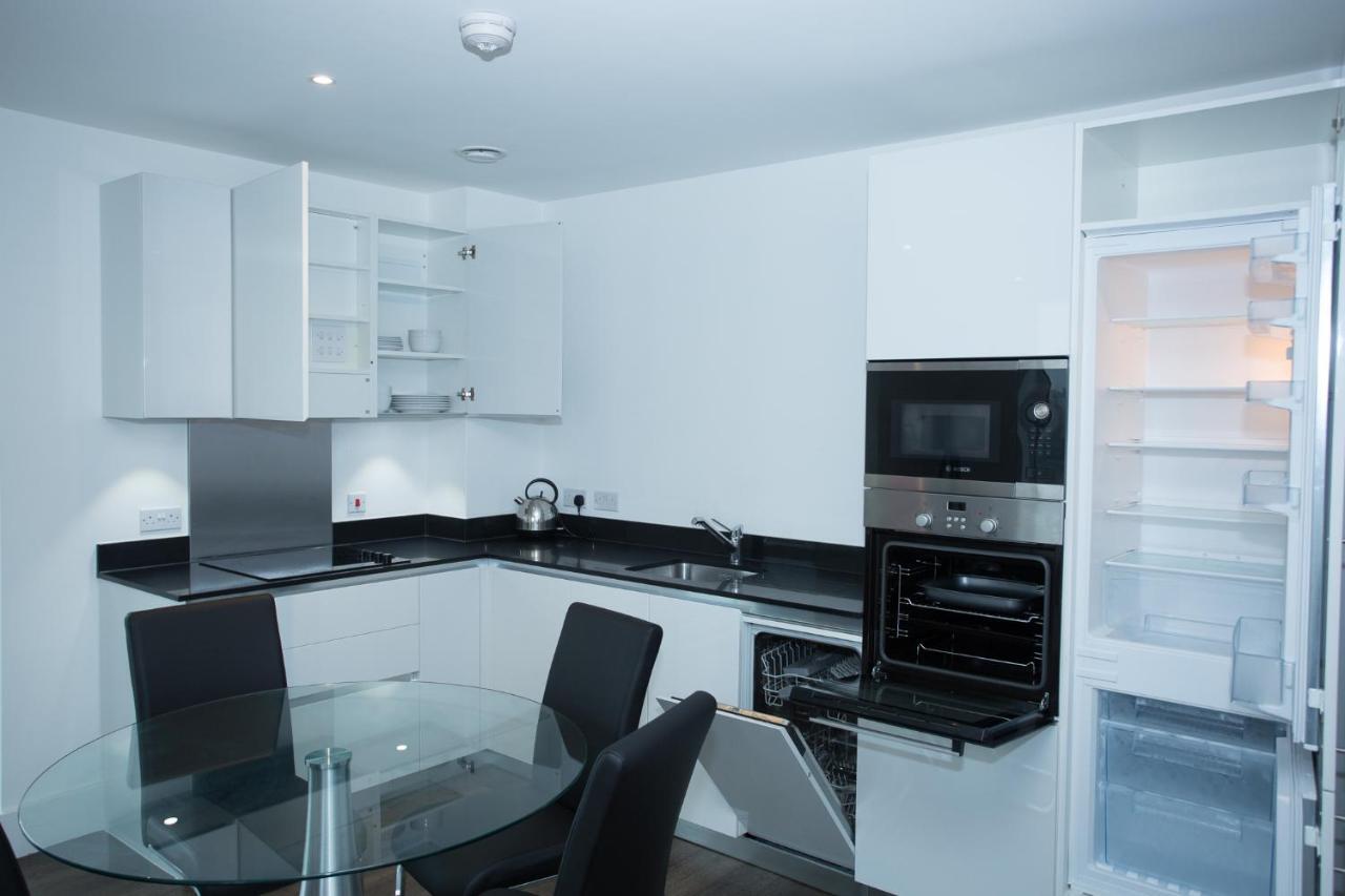 High View Two Bedroom Apartment In Woolwich 런던 외부 사진