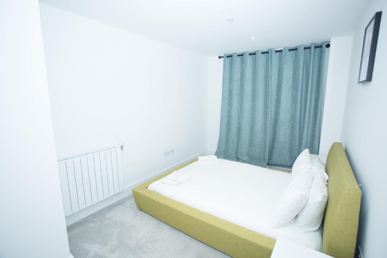 High View Two Bedroom Apartment In Woolwich 런던 외부 사진